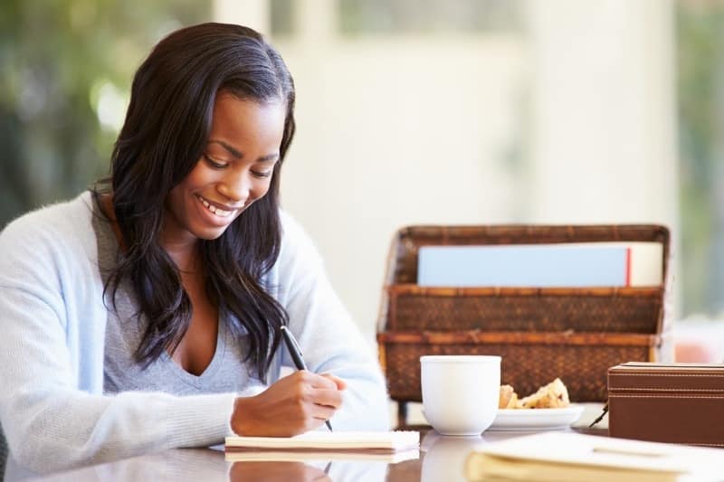 اقامتگاه دخترانه در تهران