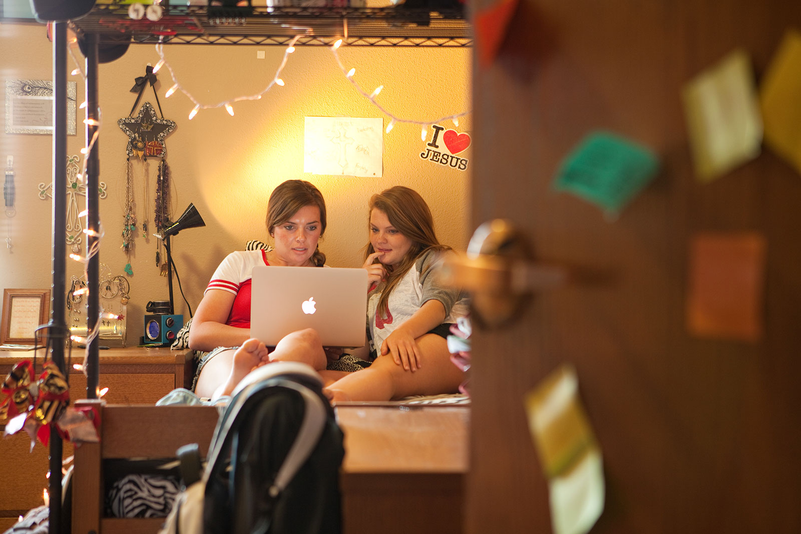 خوابگاه دخترانه تهران