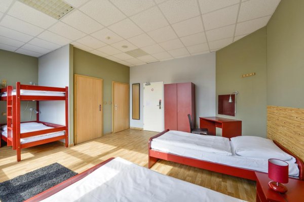 خوابگاه دخترانه تهران