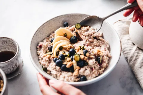 5 نکته مهم تغذیه ای در اقامتگاه دخترانه تهران