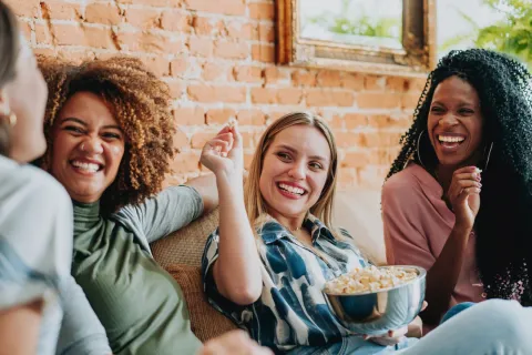 خصوصیات یک دوست خوب در پانسیون دخترانه تهران