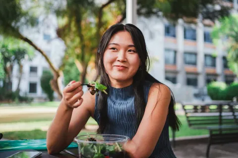 وضعیت خورد و خوراک افراد در پانسیون دخترانه